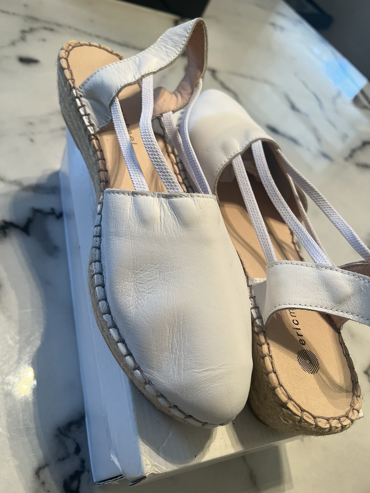 Women's Eric Michael Size 9.5 Round Toe Espadrille Sandals-image