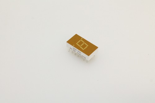 AGILENT TECH 5082-7621 7 Segmented Yellow Anode 7.6MM RT/Decimal Display Qty-2 - Picture 2 of 3