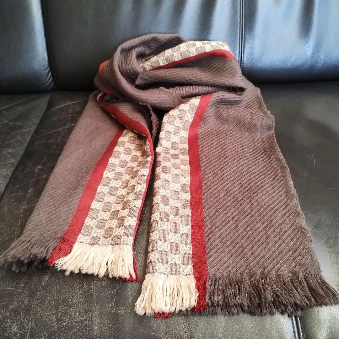 Etole GUCCI marron rayée en laine pour femme du Japon i6316