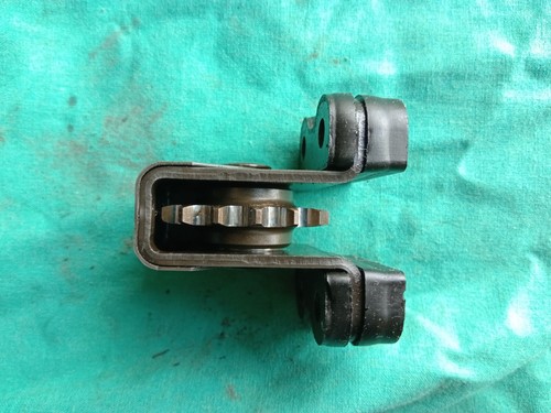Steuerkettenführung oben   Suzuki GSX 1100 F GV72C
