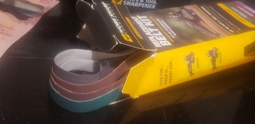 work sharp knife sharpener belts package 6 new and 1 used on wskt3-c unit mint - Picture 5 of 6