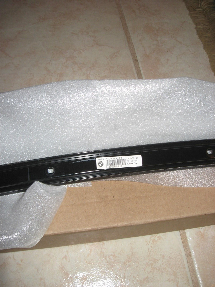 BMW X5 Trim Window Guide Rail Rear Left 51357429391 | eBay 
