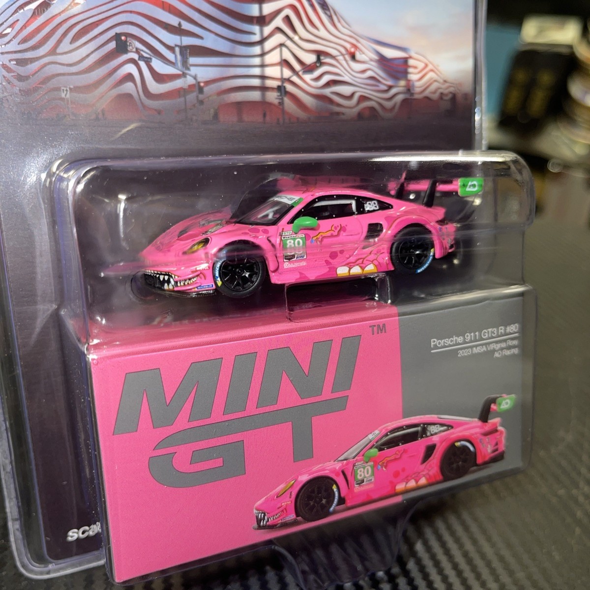 Mini GT Porsche 911 GT3 R #80 AO Racing ROXY PETERSEN MUSEUM