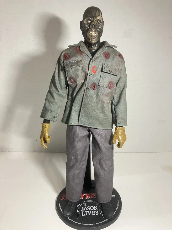 Figura exclusiva Sideshow Friday The 13th Part VI Jason Lives Jason Voorhees 1/6 Foto 3 de 4