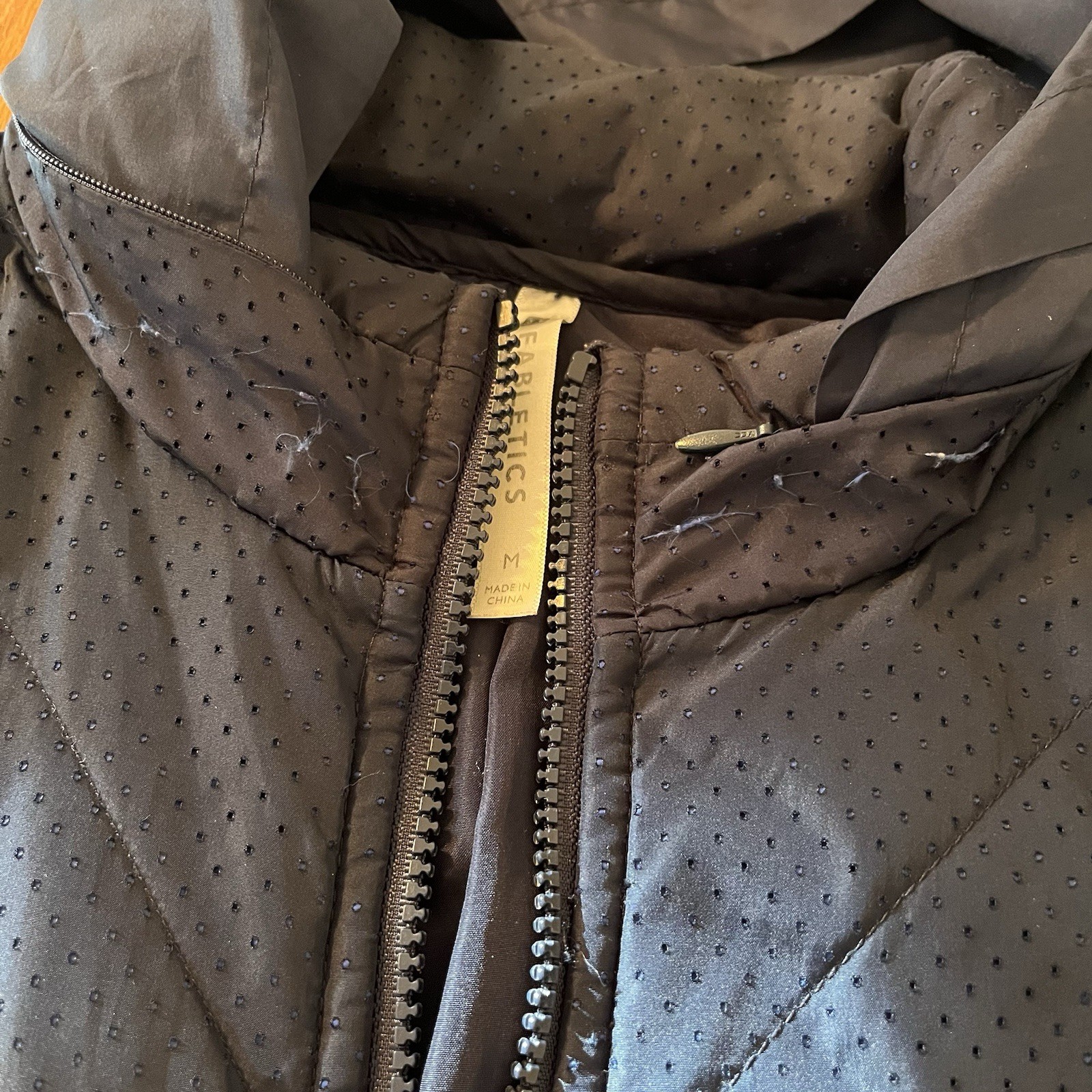 FABLETICS Women’s Light Puffer Jacket Packable Ho… - image 8