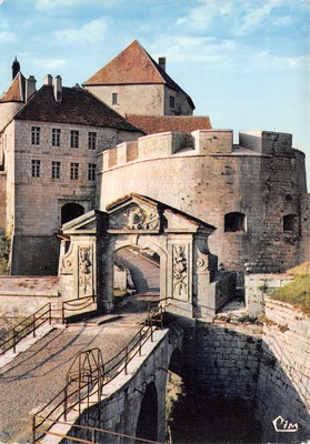 25-LA CLUSE ET MICHOUX LE CHATEAU DE JOUX-N�4213-C/0377
