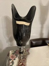 Bulldog ProCare Prosthetics Carbon Fiber And Ottobock Titan 4R52=5 / 2R38