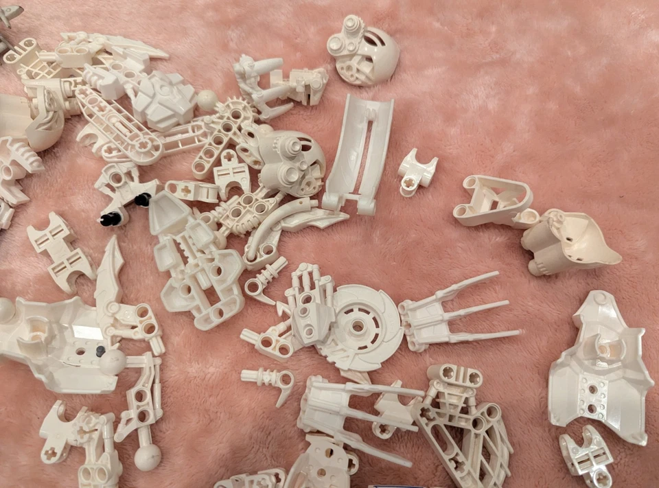 Lote de peças brancas sortidas Lego Bionicle Hero Factory Technic 1,2 lb - Imagem 4 de 4