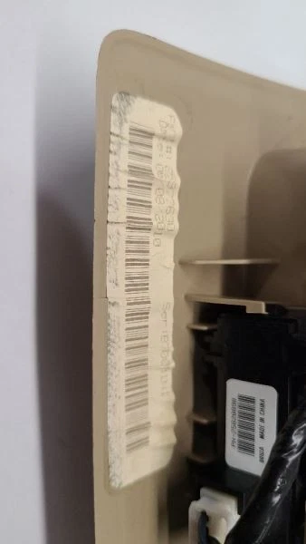 Cadillac Escalade 2007-11 consola techo delantero sin techo corredizo   Foto 3 de 4