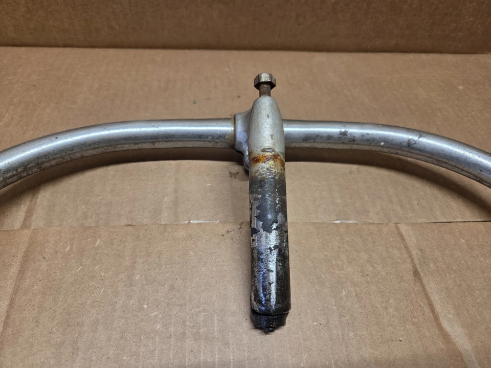 Manillar vintage 1948 J.C. Higgins Torrington estampado en T Foto 4 de 4