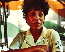 Liza Colon-Zayas Signed 8x10 Photo Tina The Bear HULU TV Show w/ACOA SD27260