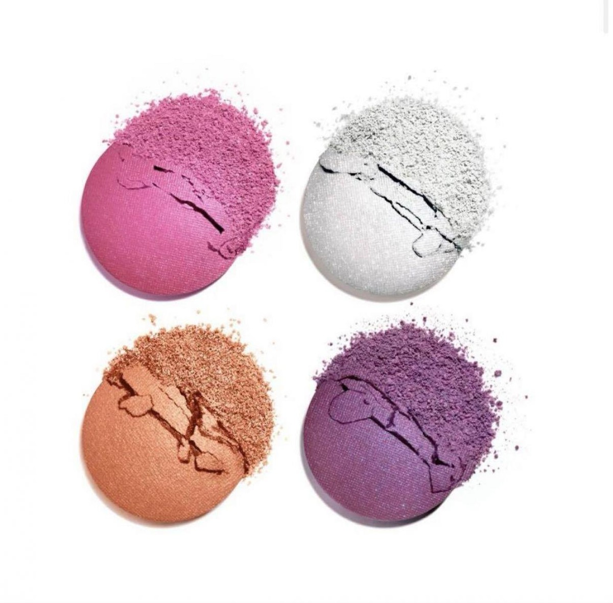 CHANEL ENCHANTED NIGHT アイシャドウパレット CHANEL ENCHANTED NIGHT Eyeshadow & Blush Palette Holiday