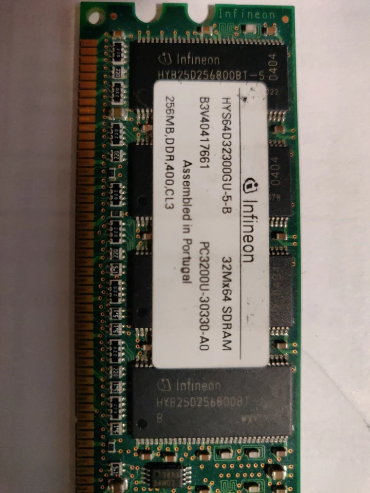 Infineon RAM Memory Module 256MB PC2100U CL2.5 non-ECC 184 Pin HYS64D32000GU-7-B - Image 3 of 4