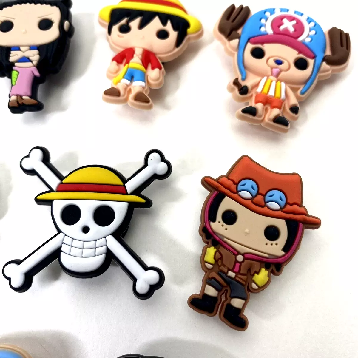 12pcs Cartoon One Piece Shoe Charms Décoration pour Bricolage Croc Clog  Sandales Accessoires