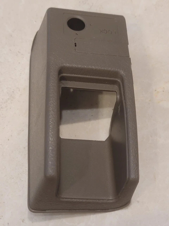 Honda Civic EG 1992-1995 maletero y liberación de gasolina embellecedor bisel cubierta marrón/tostado Foto 4 de 4