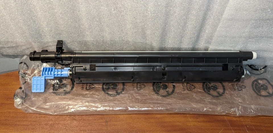 Hewlett Packard C8554A  TRANSFER-REINIGER ONLY . - Image 3 of 4