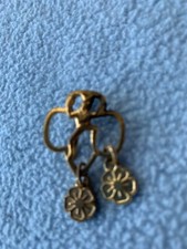 Vintage 1939-1956 Girl Scout BROWNIE MEMBERSHIP PIN 2 Year FLOWER CHARMS