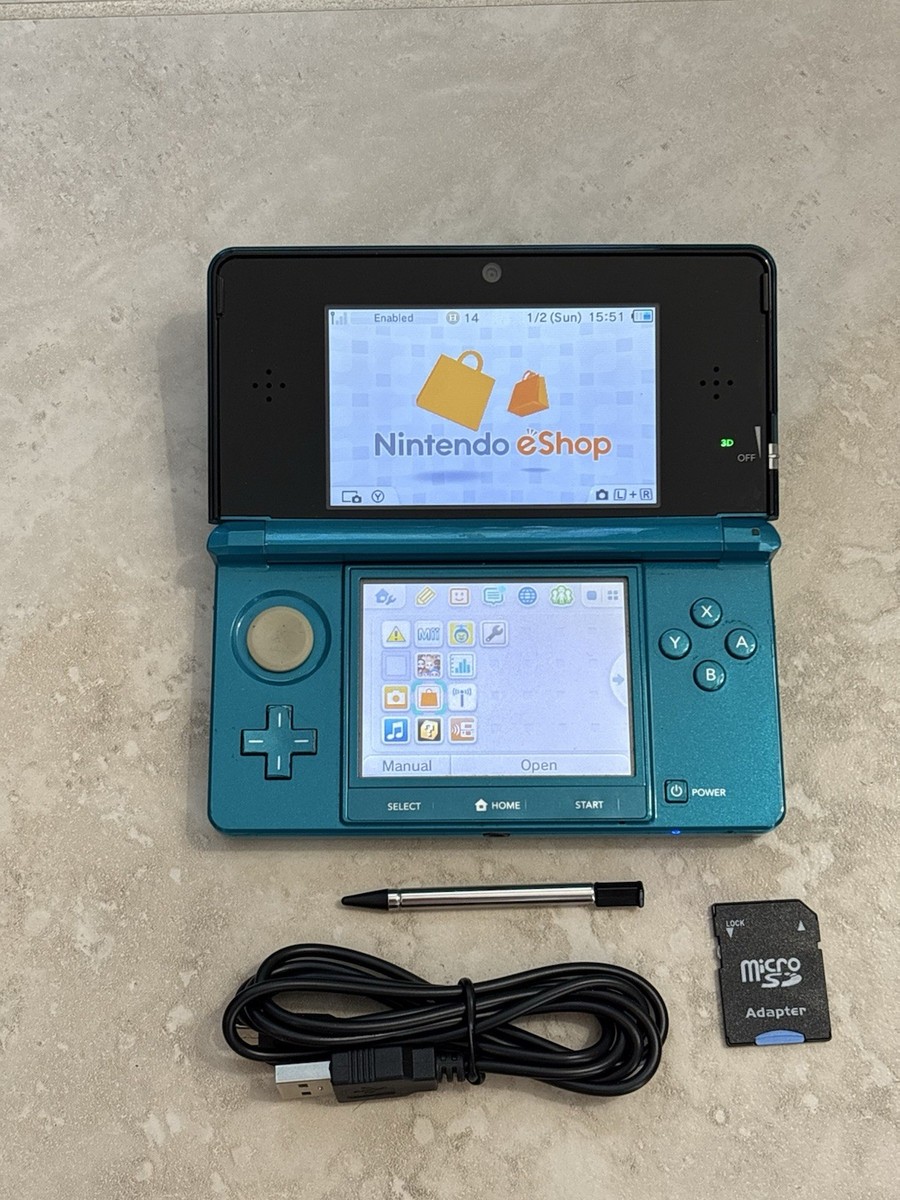 Nintendo 3DS Console Blue Edition With Charger US SELLER Very Good