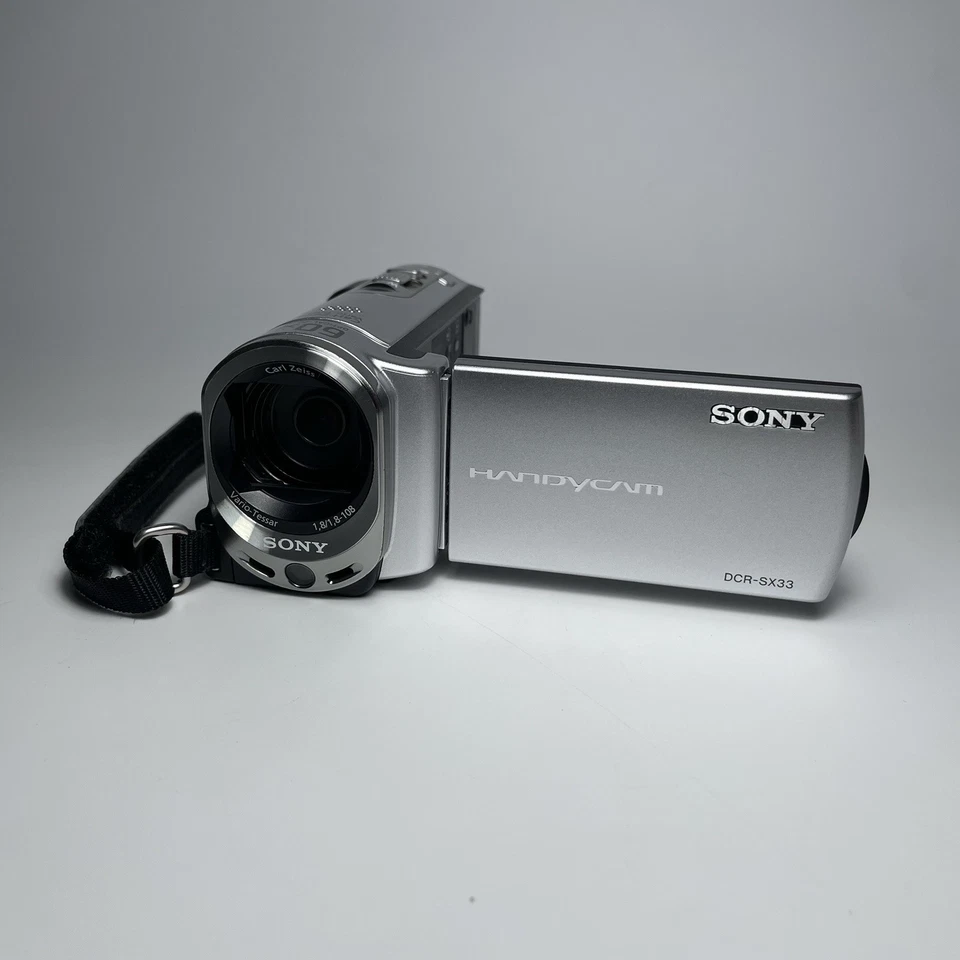 Sony Handycam DCR-SX33E HD Camcorder Digital Video Camera + Charger, Battery - Image 2 of 4