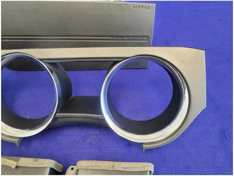 Ford Mustang GT S197 2011-2014 kit de moldura de tablero cubierta de panel de ventilación 2721 Foto 3 de 4