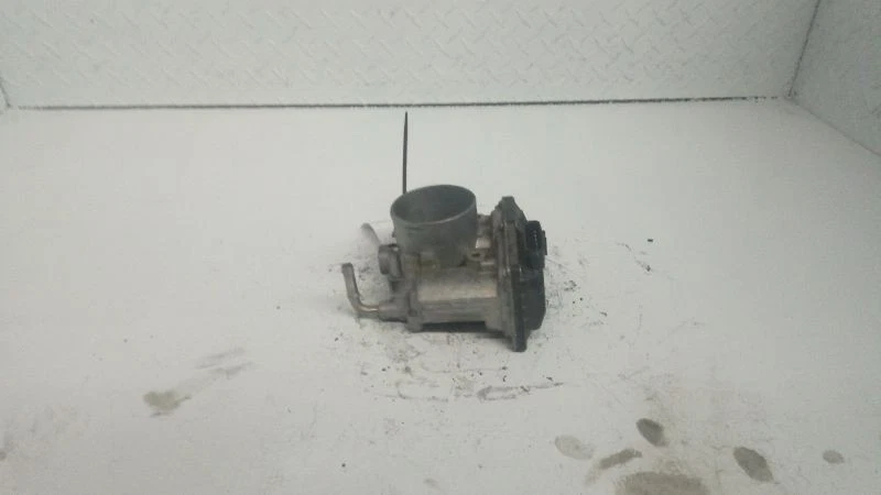 Used Fuel Injection Throttle Body fits: 2013 Toyota Camry throttle valve assembl Foto 4 de 4