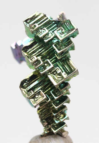 Bismuto Cristal Mineral Espécimen Arco Iris Elemento Racimo Iridiscente - Imagen 3 de 4