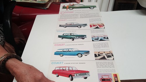 1961 MERCURY COMET  USA Sales Brochure  - Picture 3 of 4