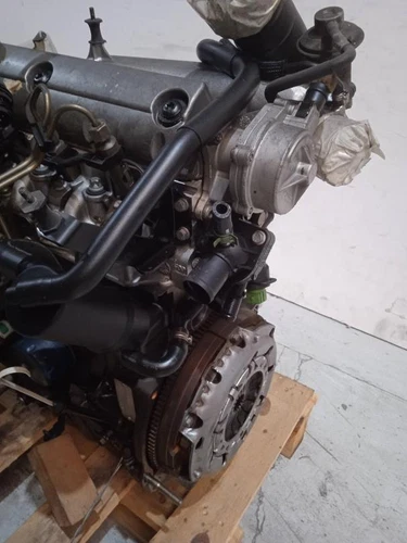F9Q718 Moteur Complet pour RENAULT LAGUNA à prix réduit (B56) * 1998 477610