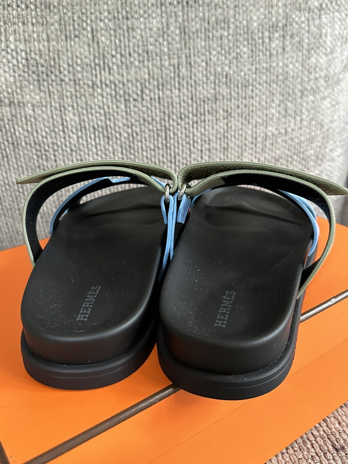 Size 40EU NIB HERMÈS Bleu Cameo / Vert Céladon Women’s Chypre Sandals thumbnail 13