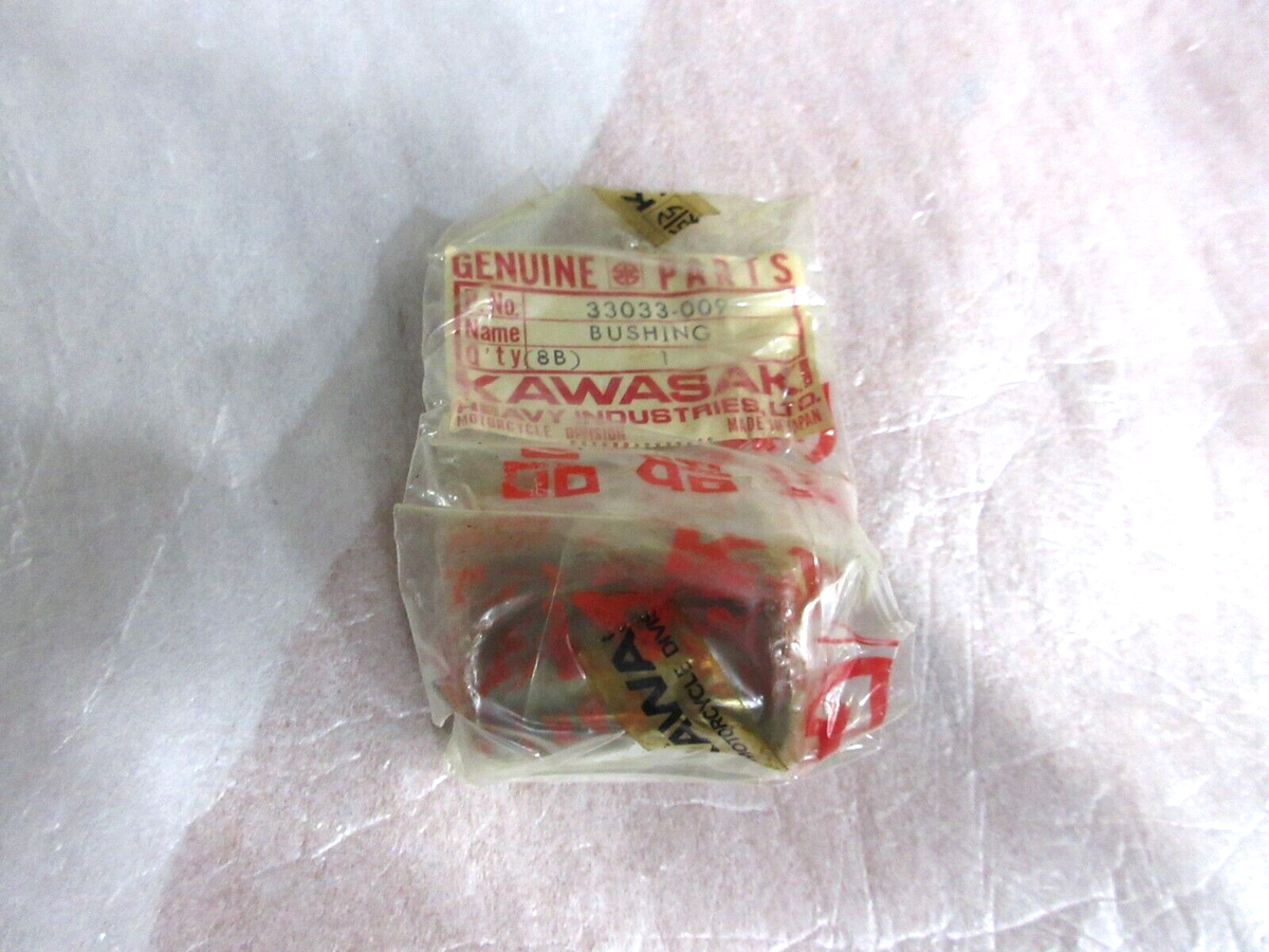 KAWASAKI Z1 900 NOS Swing Arm Bush KZ900A H1 H2 S3 KH400 33033-009