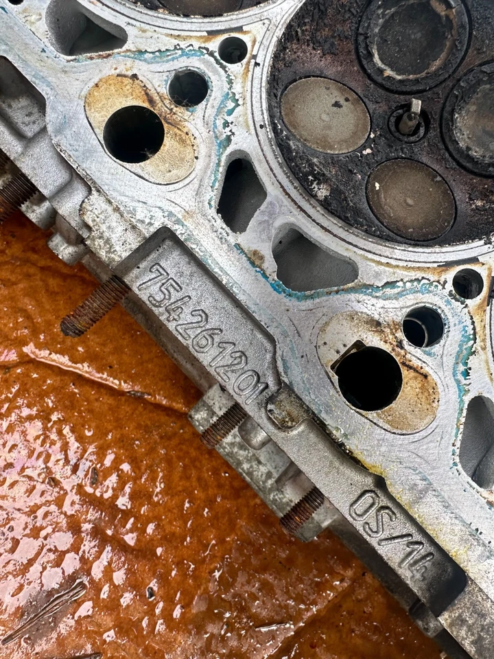 06-10 BMW 750I 550I 650I 4.8 OEM ENGINE CYLINDER HEAD ASSEMBLY - RH PASS SIDE - Image 3 of 4