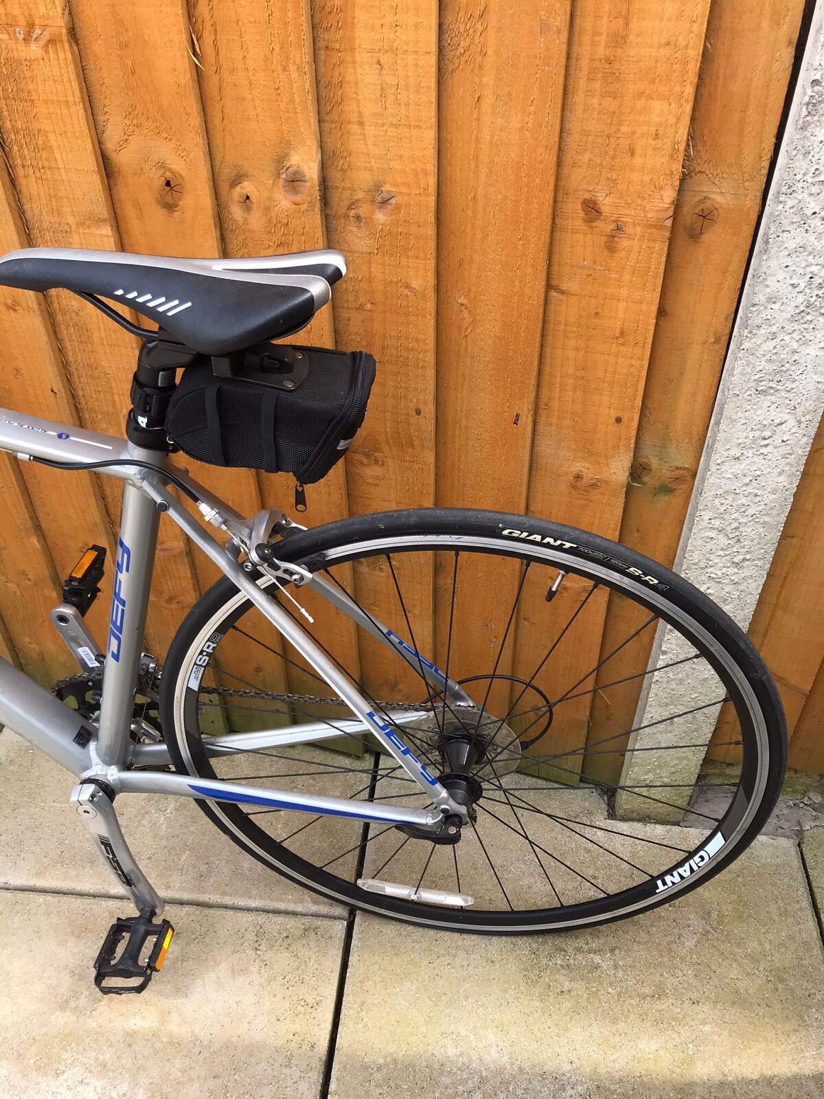 giant road bike eBay
