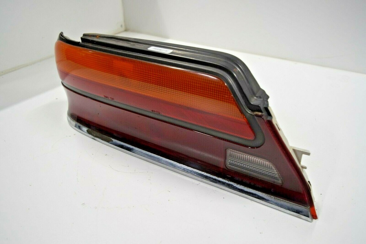 JDM NISSAN LAUREL C33 LEFT SIDE TAIL LIGHT PRE FACE LIFT RB20DET