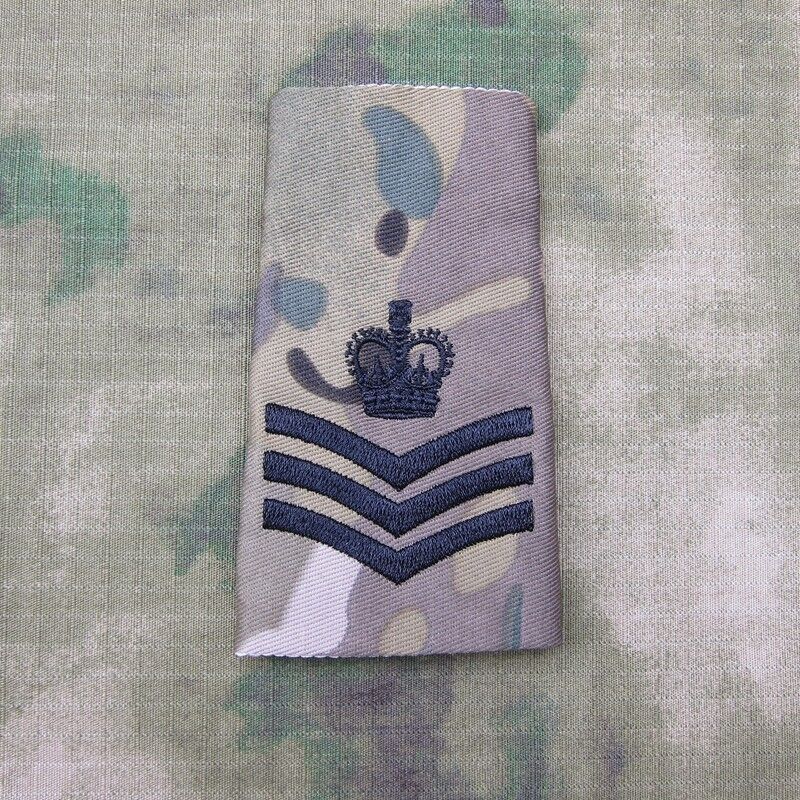 British Army Rank Slides Royal Anglian Rank Slides In Multicam Camouflage With Black Embroidery - Pair UK Military British Rank Slides - Foto 10