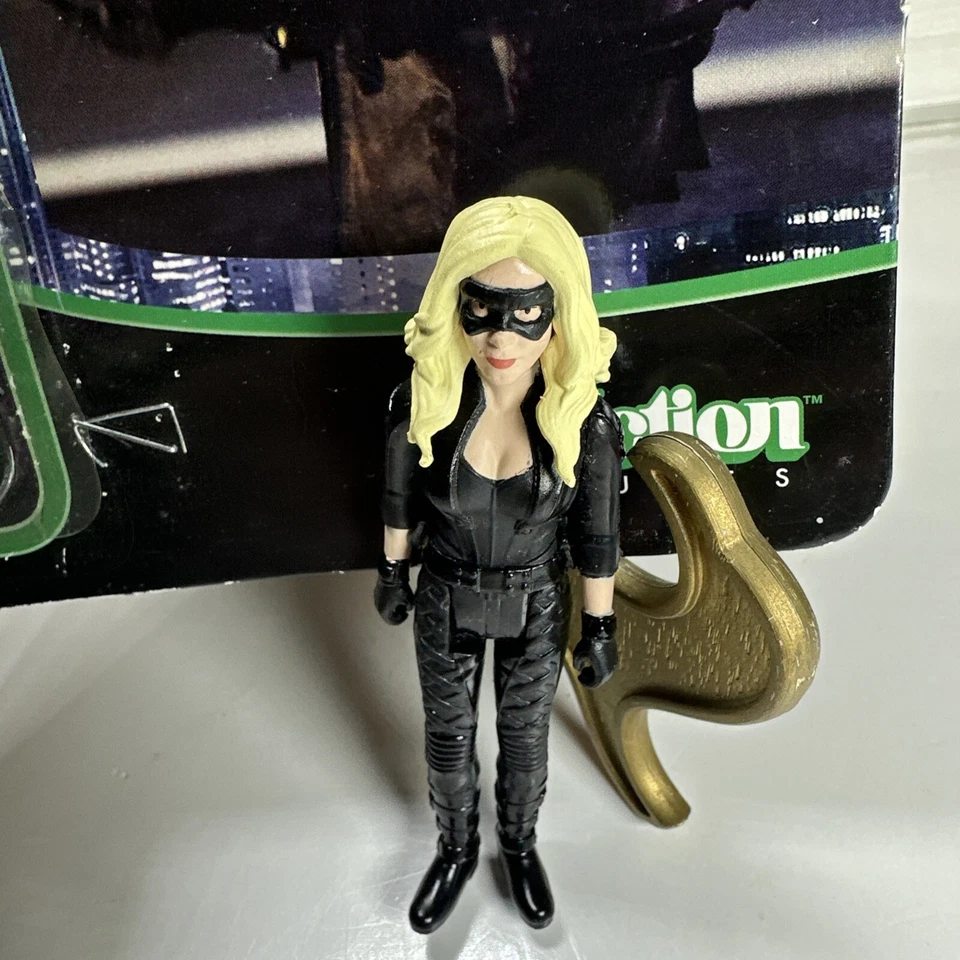Serie de televisión Reaction Arrow Dark Archer 2015 en tarjeta con canario negro suelto Foto 2 de 4