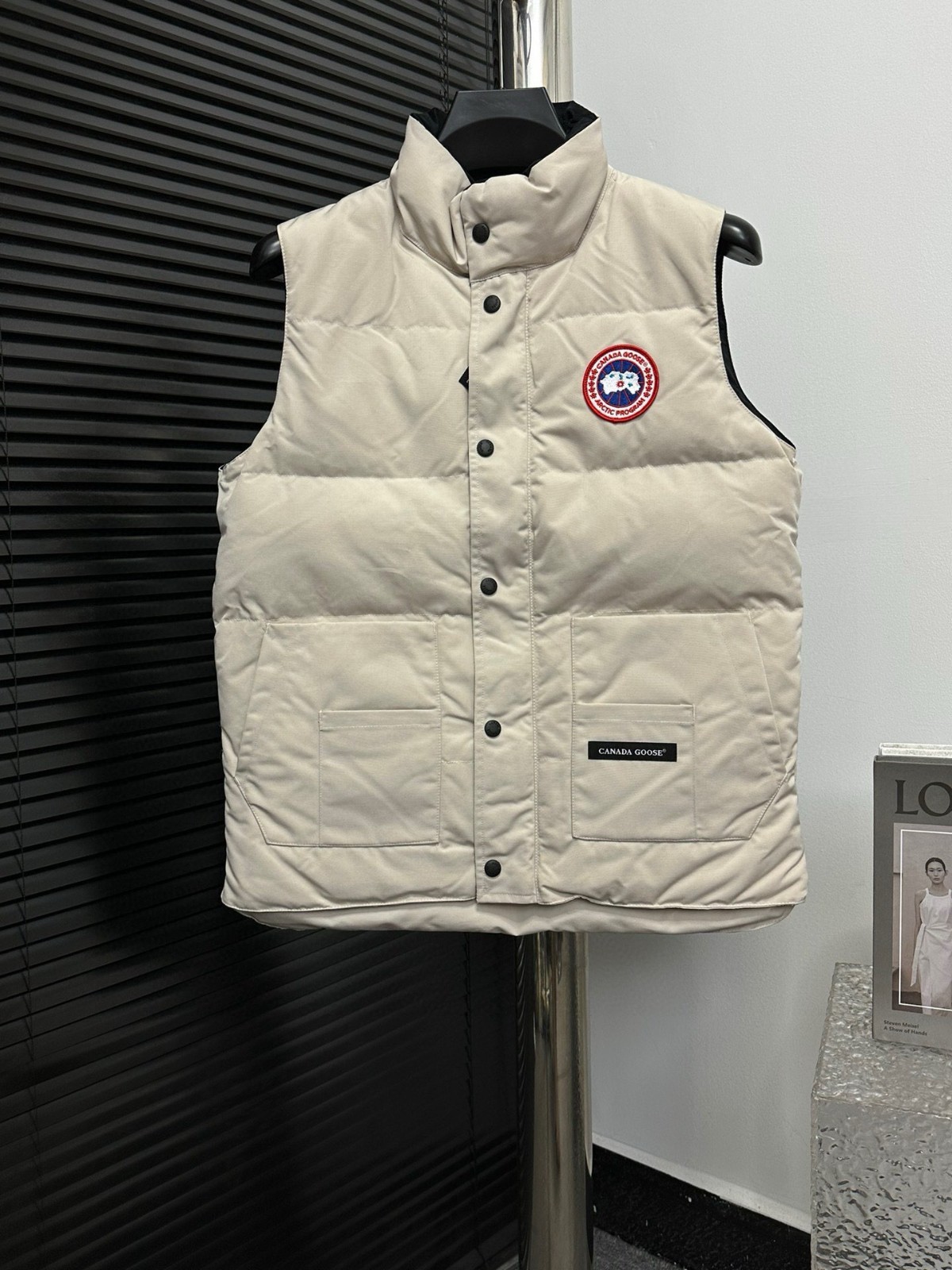 Canada Goose Basic Outdoor Down Men's  jacket White❤️