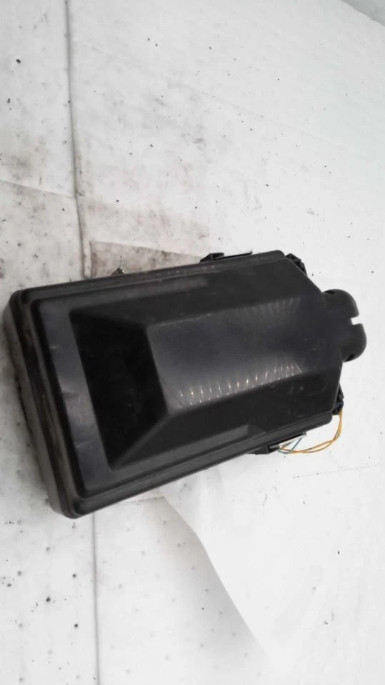 Caja de fusibles motor sedán compatible con 07-08 Infiniti G35 596921 Foto 2 de 4