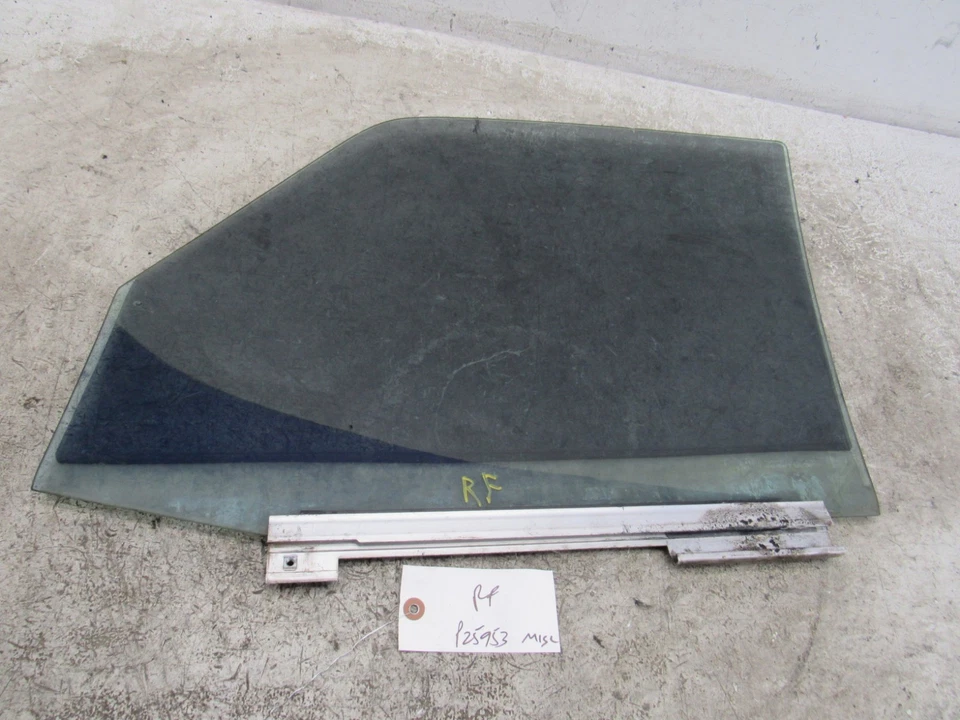 W126 1984 Mercedes 300Sd pasajero derecho RF puerta delantera ventana cristal OEM ORIGINAL Foto 3 de 4