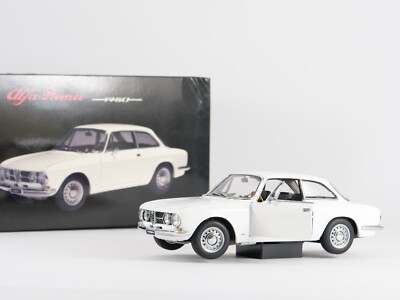 Auto Art 1/18 Alfa Romeo 1750 GTV White LH Drive | eBay