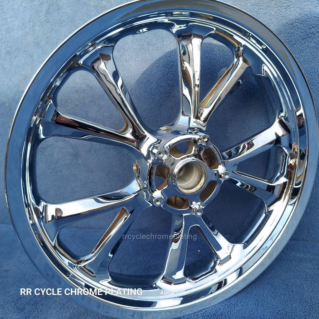 18-24 Chrome Honda GL1800 Goldwing Front Wheel Rim Exchange Progra ...