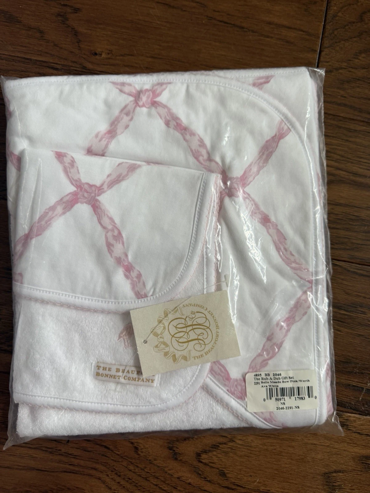 NWT Baby Girls Rub A Dub Hooded Towel And Washcloth Set Belle Meade Bow
Opens in a new window or tab