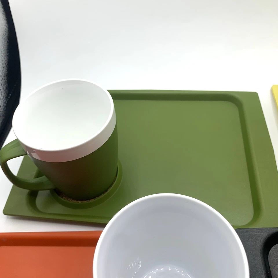 MCM Juego de 4 Bandejas y Tazas para Servir Snacks ACCA Ware de David Douglas Vintage Retro Foto 4 de 4