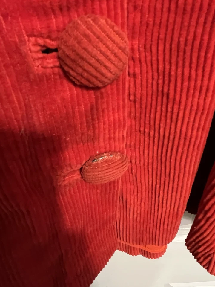 Vestido Vintage Años 70 80 Rojo Pana Botón Completo Talla Pequeña Manga 3/4 Acampanado Parte Inferior Foto 4 de 4