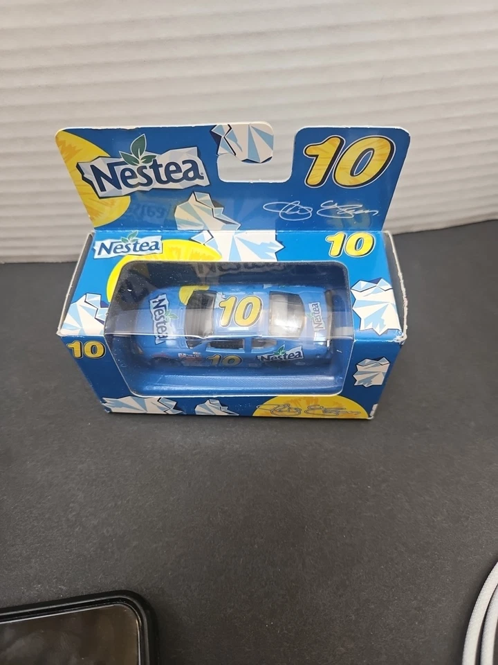 Jeff Green #10 Nascar Nestea Mail en promoción escala 1:64 nuevo en caja Foto 2 de 4