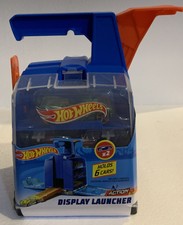 hot wheels track builder display launcher with 2 vehicles