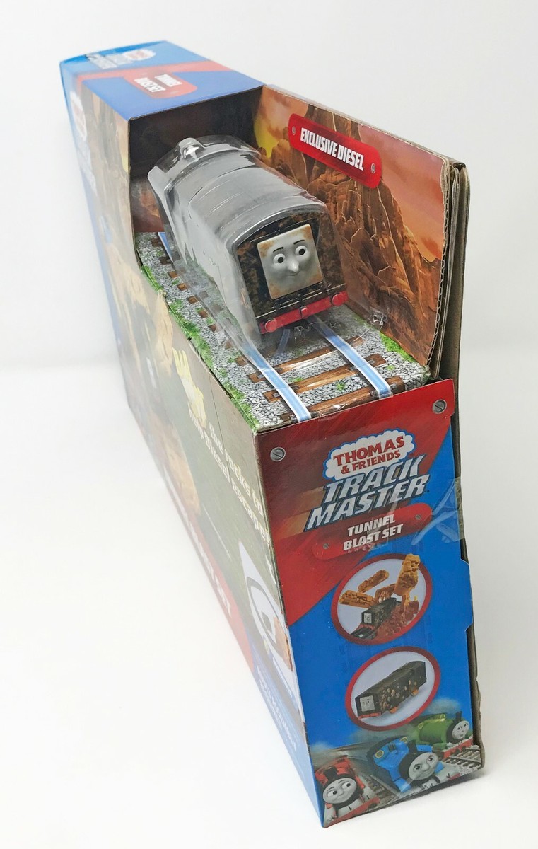 Fisher-Price Thomas & Friends TrackMaster Tunnel Blast Set New