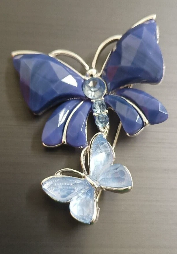 NWT Napier Silver Tone Faux Crystal Summer Butterflies Pin - Image 4 of 4