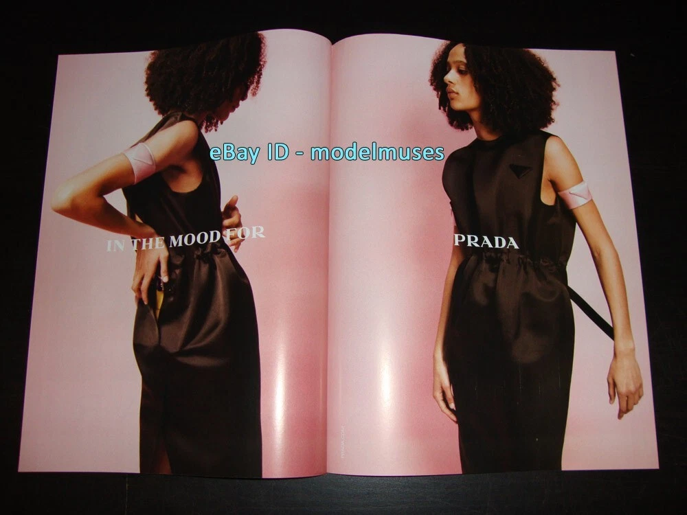 PRADA 2 PAGINE RIVISTA STAMPA ANNUNCIO PRIMAVERA 2022 SELENA FORREST in vena per...