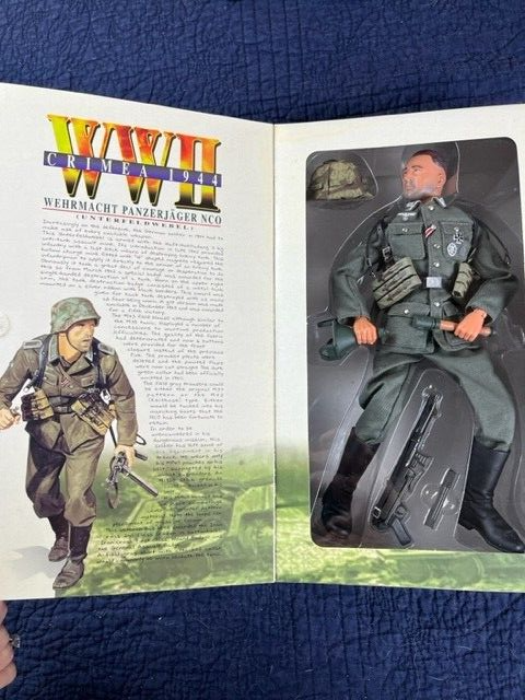 ドラゴン 1/6 WWII EASTERN FRONT 1944 軍馬&兵士 1/35 CROSS OF IRON (EASTERN FRONT 1944) – Cyber Hobby