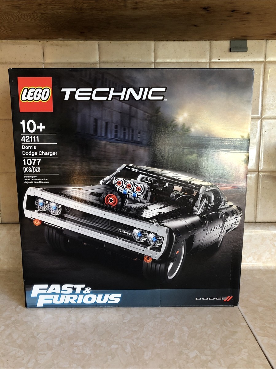 BugLug 一聖 グッズセット LEGO Technic Fast And Furious Dom's Dodge Charger Building Set